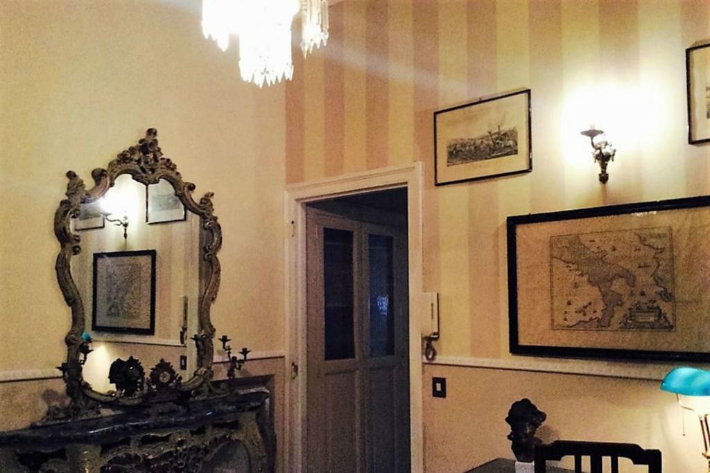 Bed and Breakfast Napoli Retro Экстерьер фото